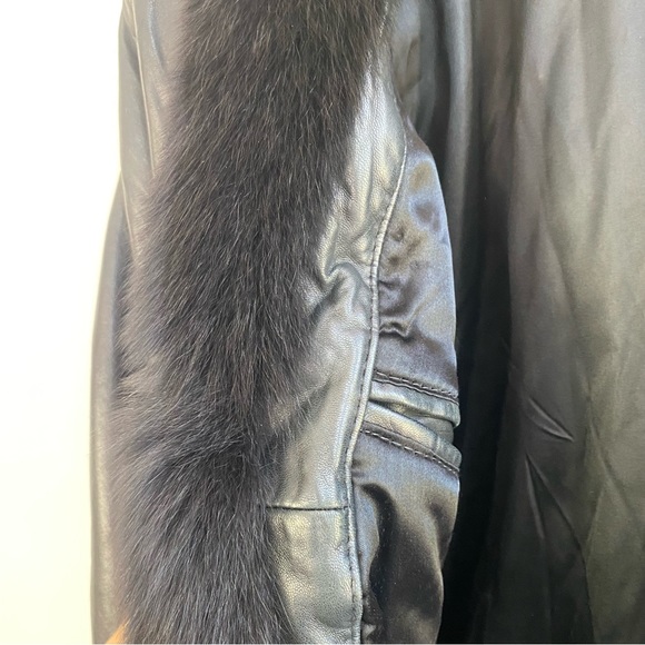 Andrew Marc Vintage Leather Jacket with Fur M - Picture 3 of 11